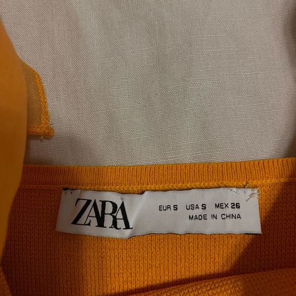 Zara cropped top with chiffon flowy sleeves - Picture 3 of 3